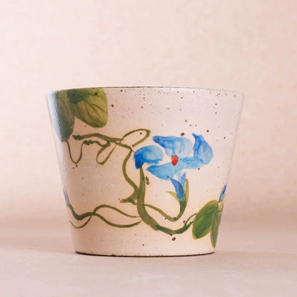 Vintage Oriental Floral Ceramic Coffee Mug, Jingdezhen Hand-Painted Coarse Stoneware Tea Cup, 180ml/6.1 fl oz Handleless Pottery with Dark Chocolate Interior, 4 Retro Flower Designs, Gift for Coffee Lovers