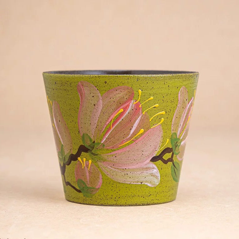 Vintage Oriental Floral Ceramic Coffee Mug, Jingdezhen Hand-Painted Coarse Stoneware Tea Cup, 180ml/6.1 fl oz Handleless Pottery with Dark Chocolate Interior, 4 Retro Flower Designs, Gift for Coffee Lovers