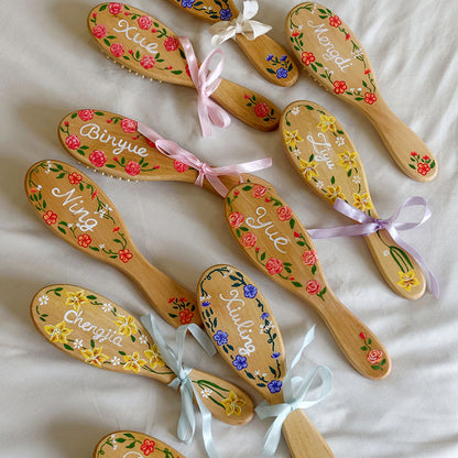 Personalized Hand-Painted Bamboo Hair Brush - Custom Name Floral Design, gallery view 6