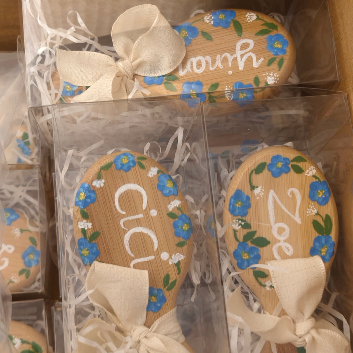 Personalized Hand-Painted Bamboo Hair Brush - Custom Name Floral Design, gallery view 9
