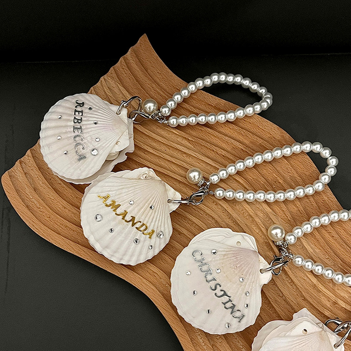 Personalized Name Pearl Shell Keychain for Women, Handmade Natural Scallop, gallery view 2