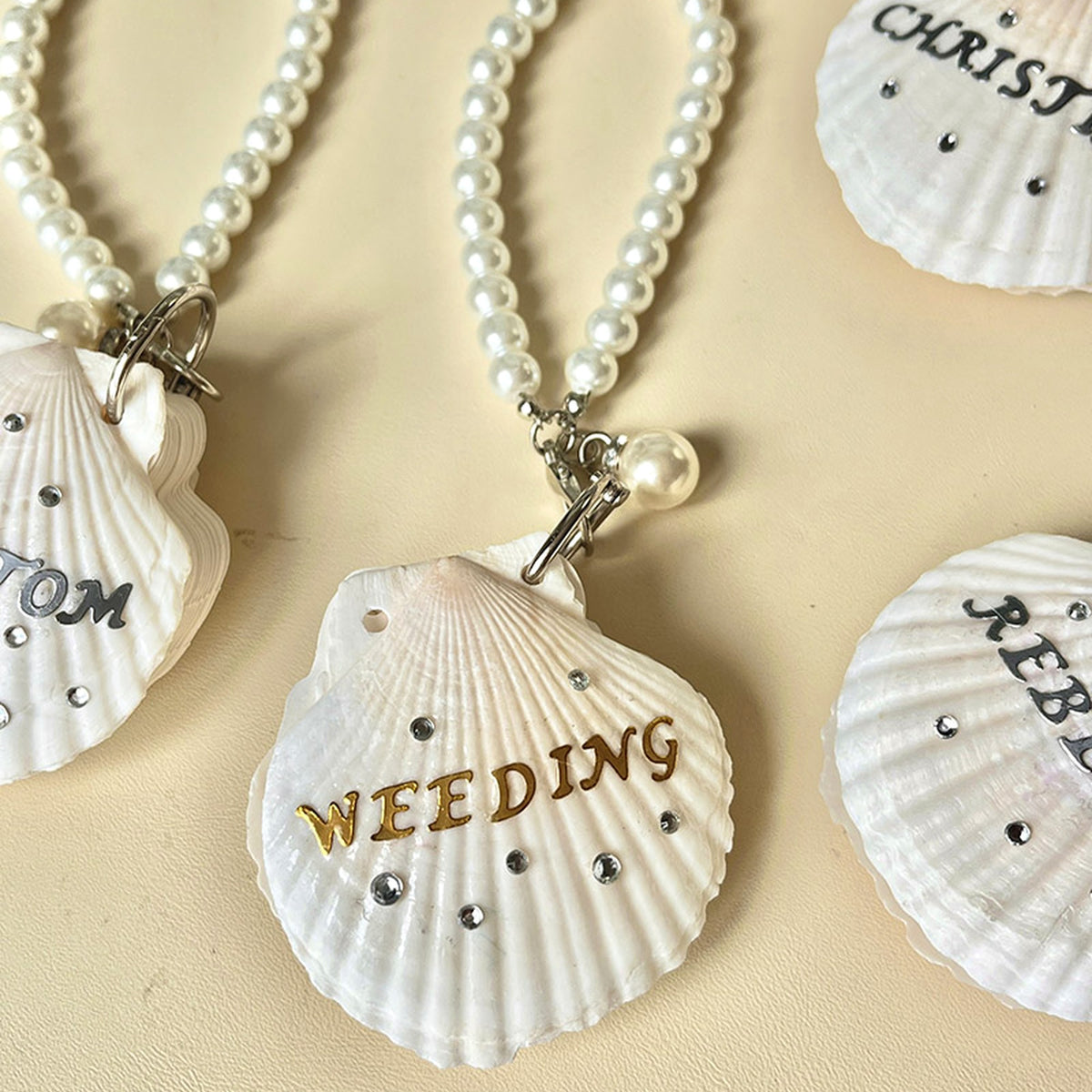 Personalized Name Pearl Shell Keychain for Women, Handmade Natural Scallop, gallery view 7
