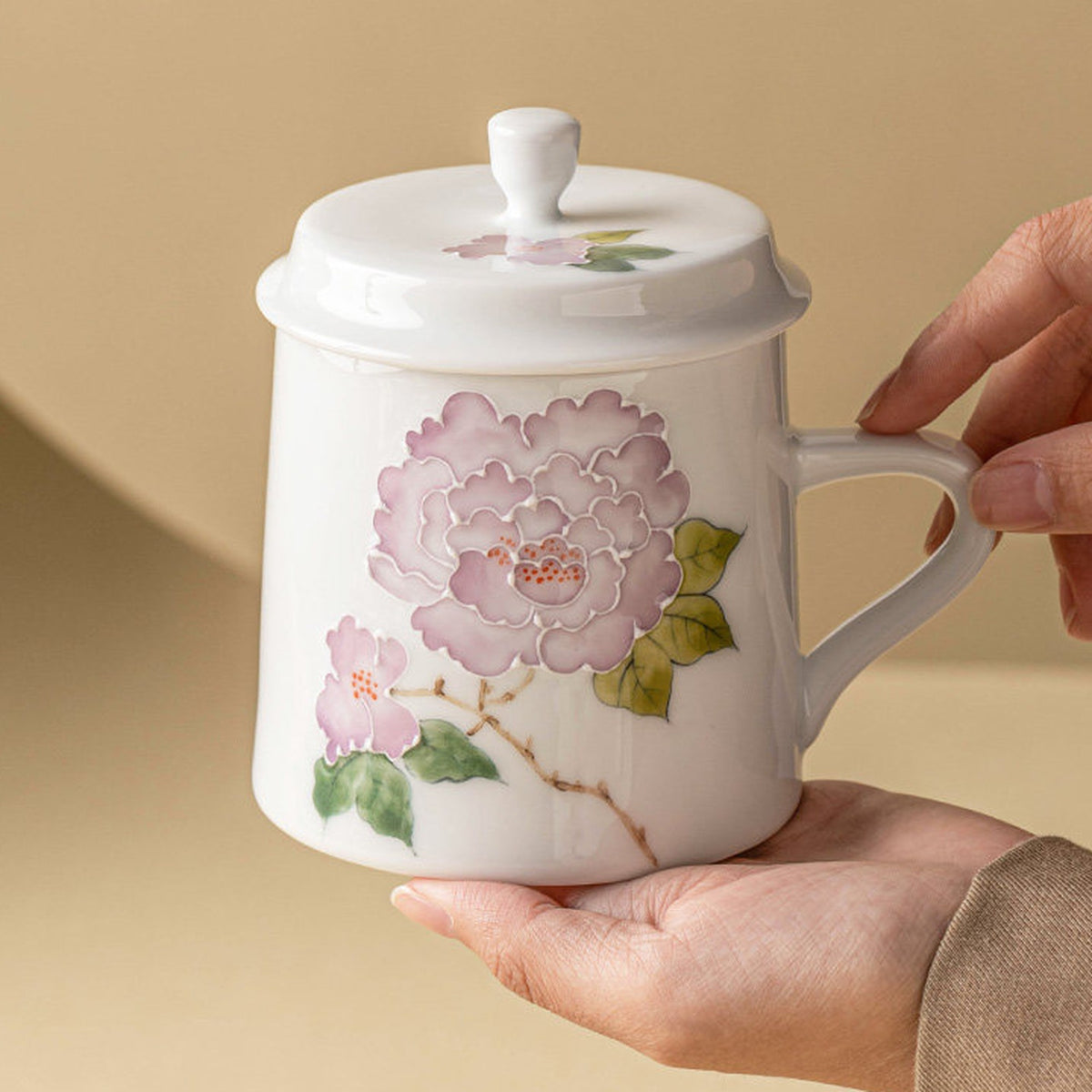 Hand-painted raised hibiscus ceramic tea mug set of 2 with lids