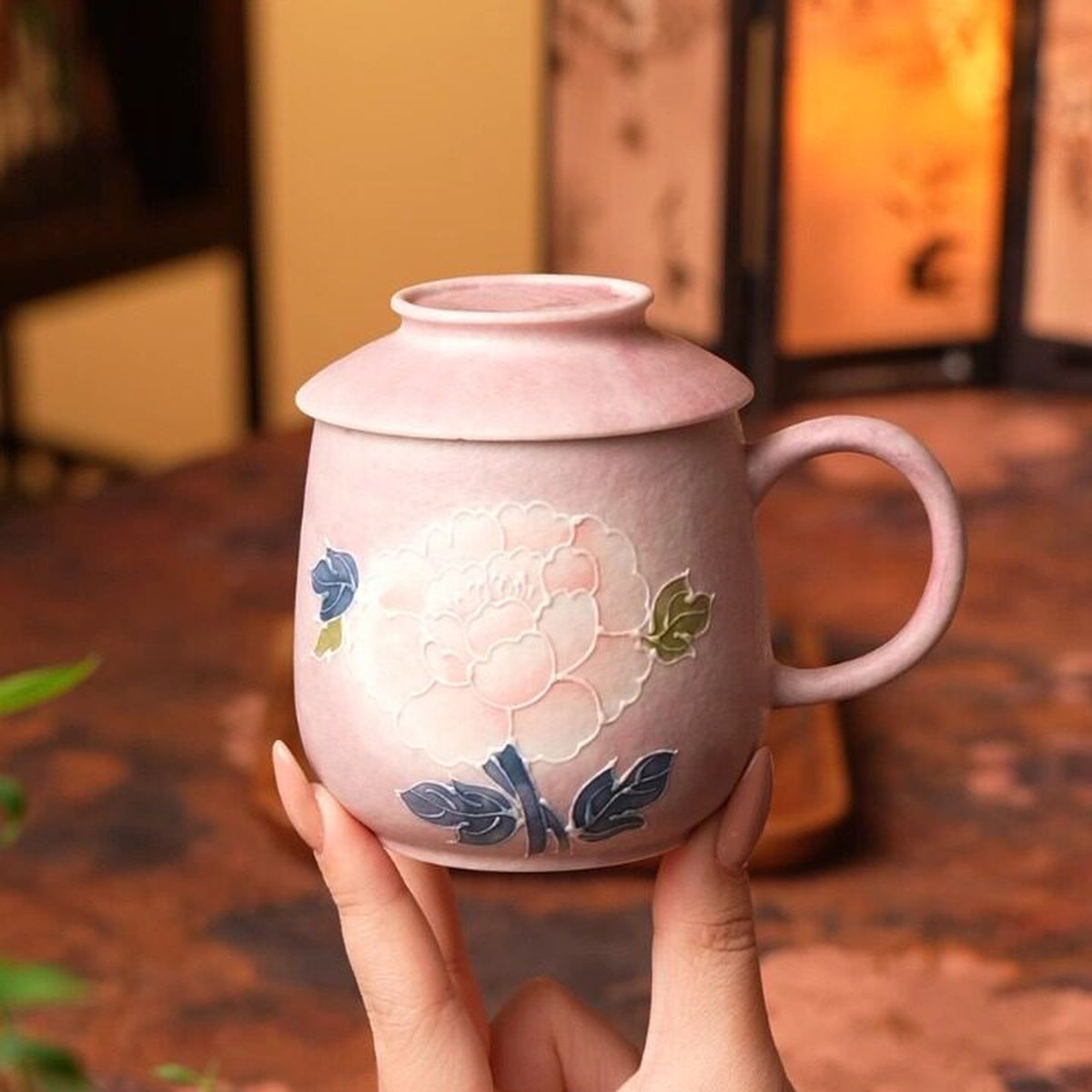 Purple peony office tea mug with lid, gallery view 6