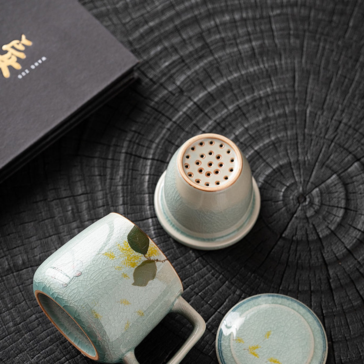 Ice-Crackle Hand-Painted Gold Osmanthus Rabbit Ceramic Office Mug with Filter, gallery view 2