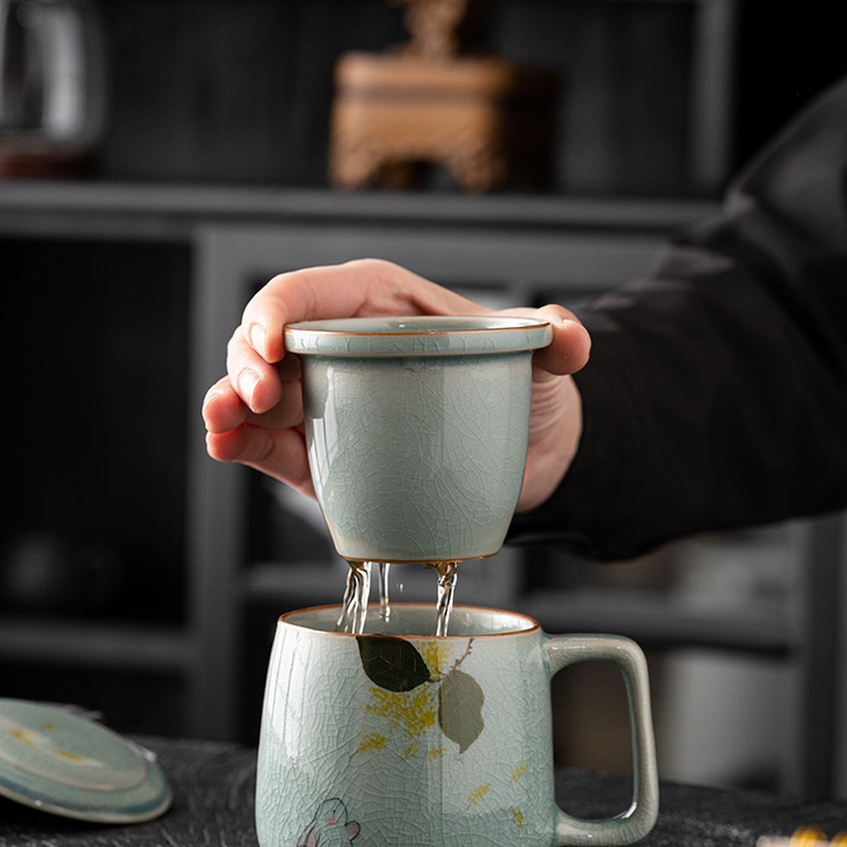 Ice-Crackle Hand-Painted Gold Osmanthus Rabbit Ceramic Office Mug with Filter, gallery view 5